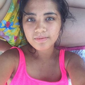 Meet your Posher, Annaliza